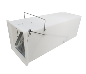 TOMAHAWK PLASTIC SKUNK TRAP